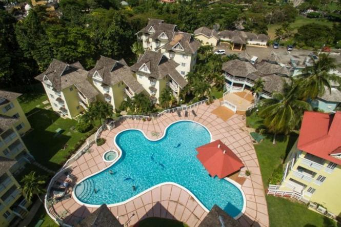 Mystic Ridge Apt 2 Plus 6 Ocho Rios Eksteriør billede