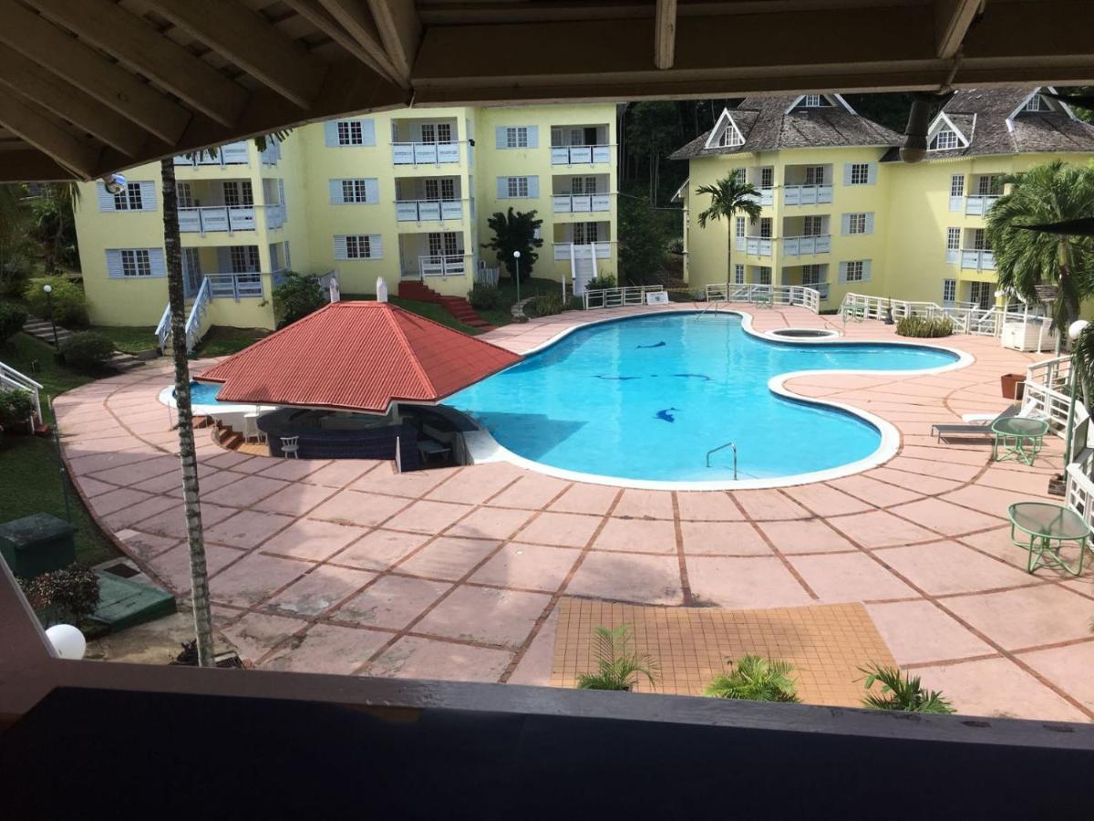 Mystic Ridge Apt 2 Plus 6 Ocho Rios Eksteriør billede